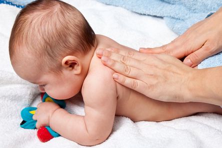 2月龄孩子身体协调性感统训练的方法