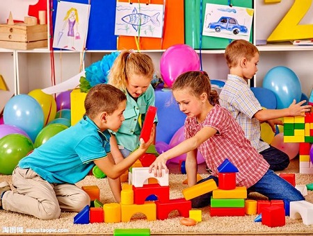 做本体觉感统训练的小孩们