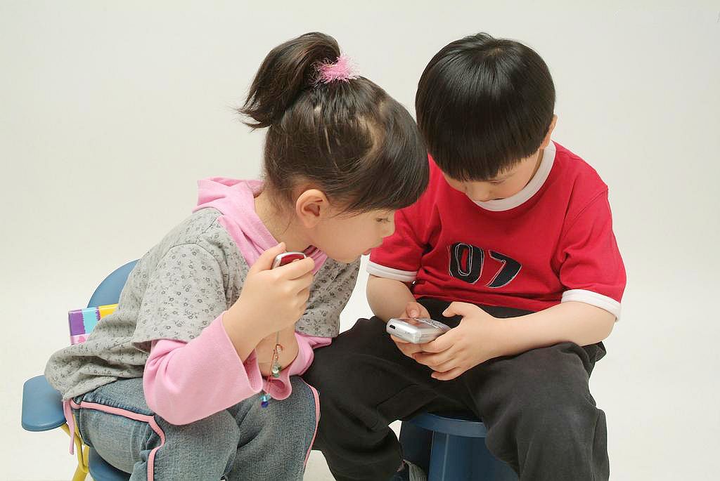 4岁感统失调的孩子